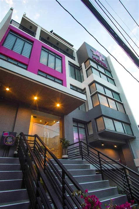 hotel near southmall|Hotels near SM City Southmall .
